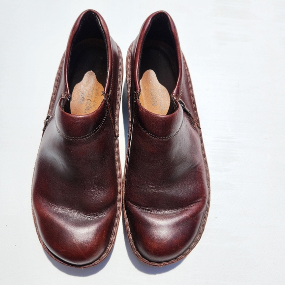 NOAT Slip-on women's leather shoes Shoes - Naot Slip-on women's leather shoes size 38